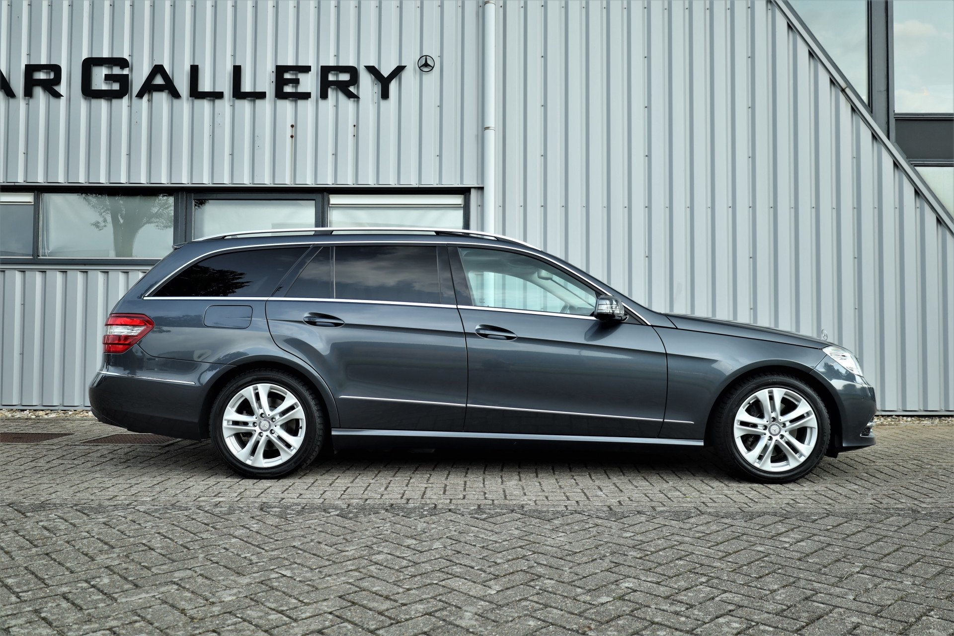 Mercedes-Benz E-Klasse Estate E 250 CGI Avantgarde 59037km, Auto's, Mercedes-Benz, Automaat, Euro 5, Achterwielaandrijving, Gebruikt
