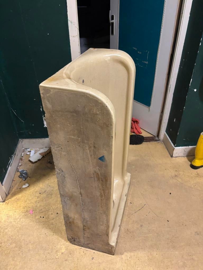 Porseleinen urinor, Ophalen, Zo goed als nieuw