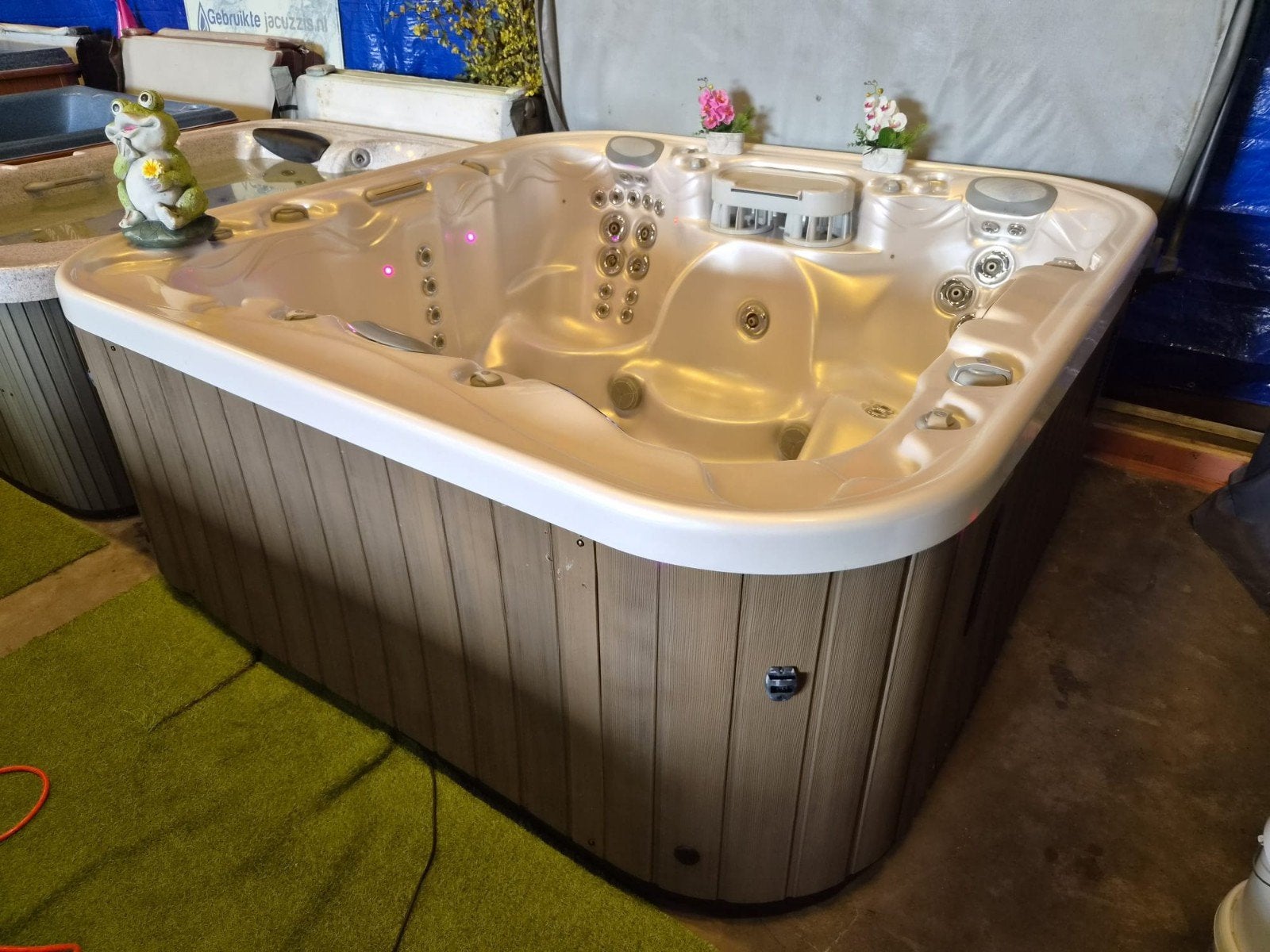 Foto 7 van ‼️SPOTGOEDKOOP ‼️MARQUIS JACUZZI ‼️