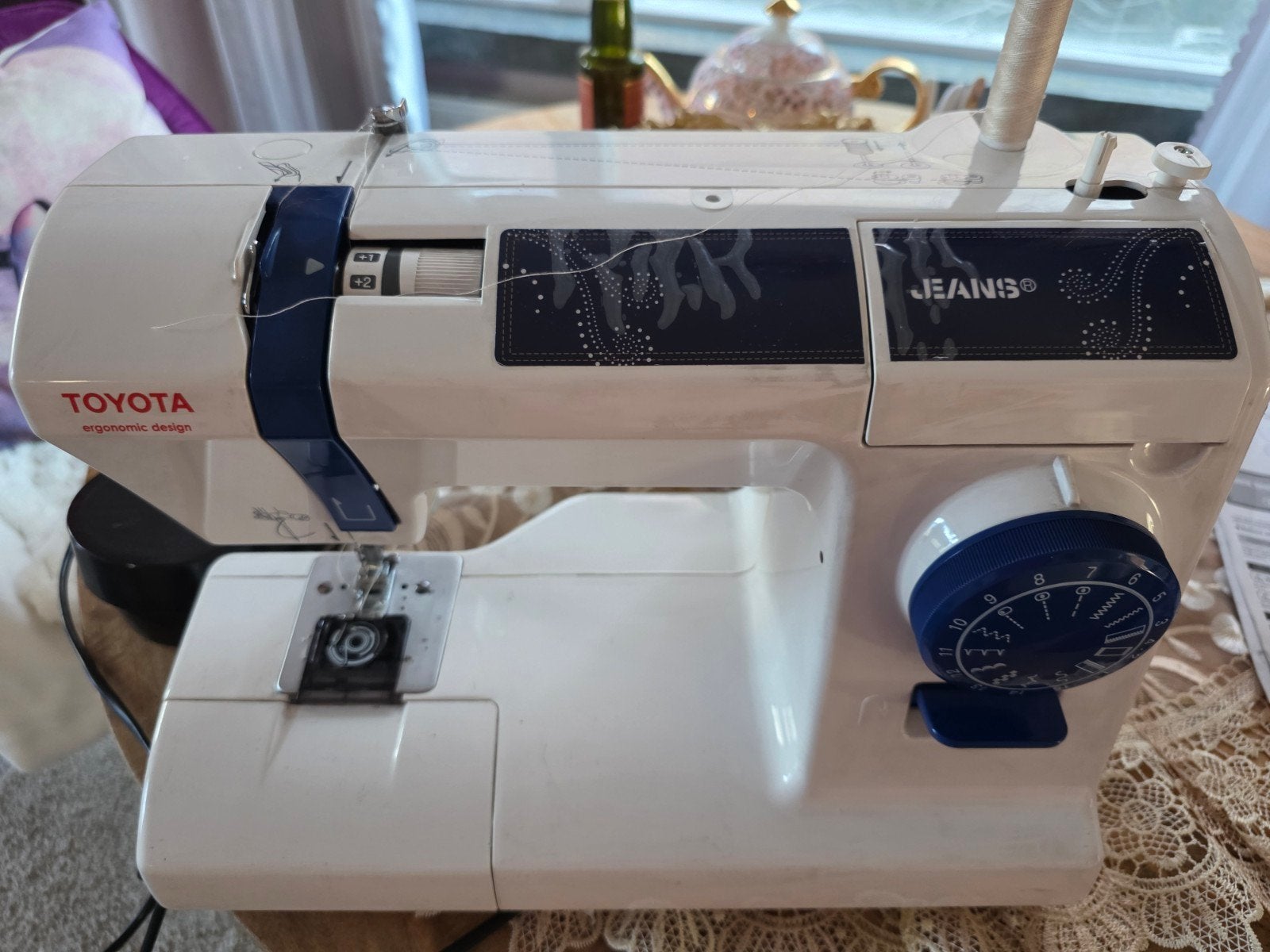 Toyota Super Jeans JCB15 (SP100 Series), Ophalen, Zo goed als nieuw, Naaimachine, Overige merken