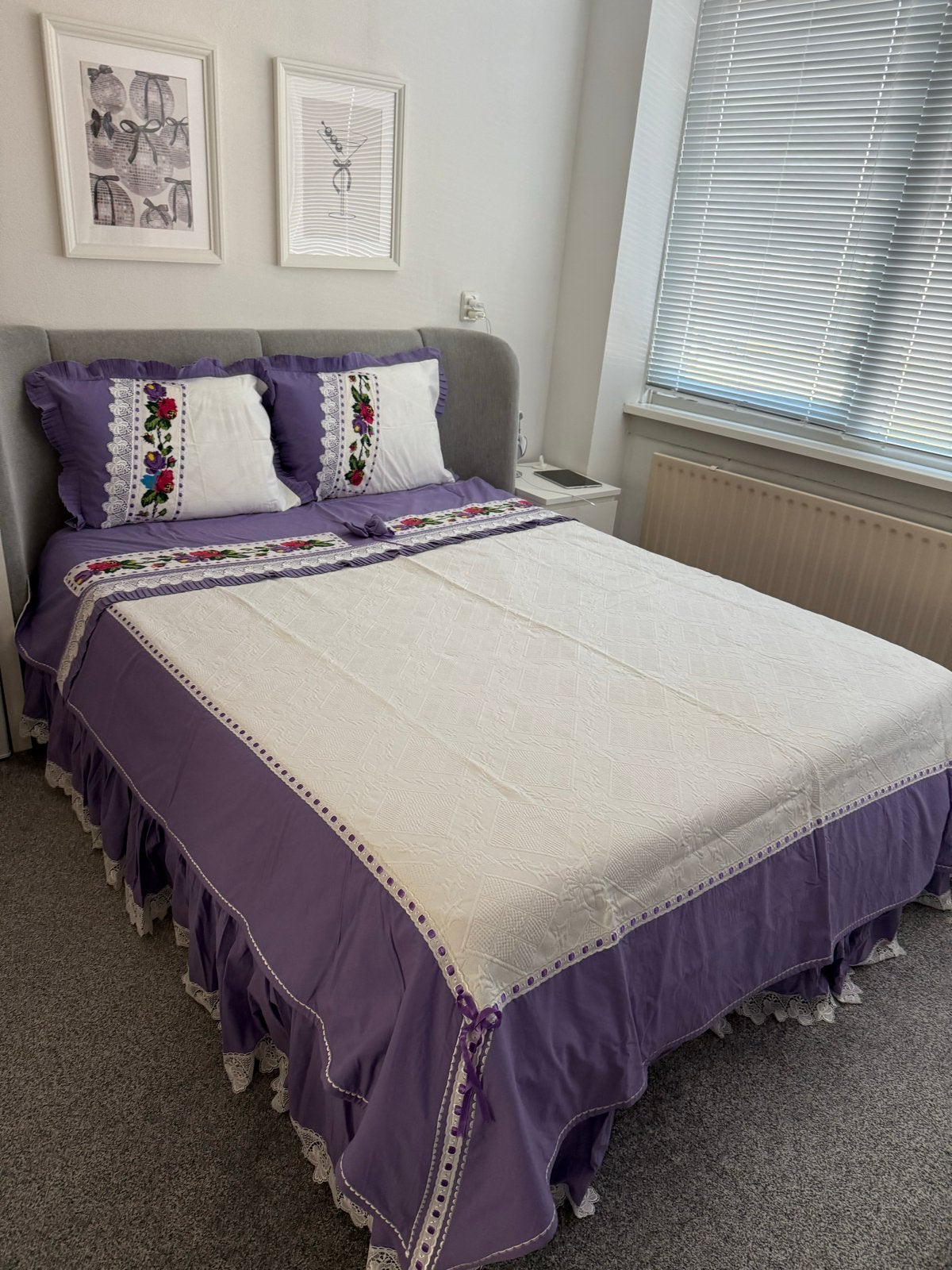 Vintage beddengoedset: sprei, kussenslopen, laken, beddenrok, Tweepersoons, Ophalen of Verzenden, Zo goed als nieuw, Inclusief kussenslopen