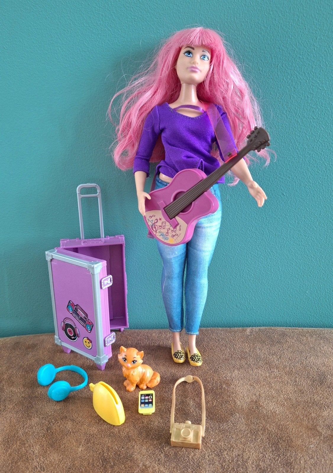 Barbie Daisy Pop met roze haar, gitaar en accessoires, Ophalen of Verzenden, Barbie