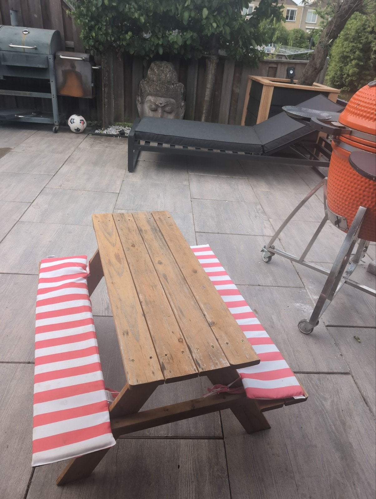 Houten picknicktafel voor kinderen met kussens, Gebruikt, Rechthoekig, Hout, Ophalen