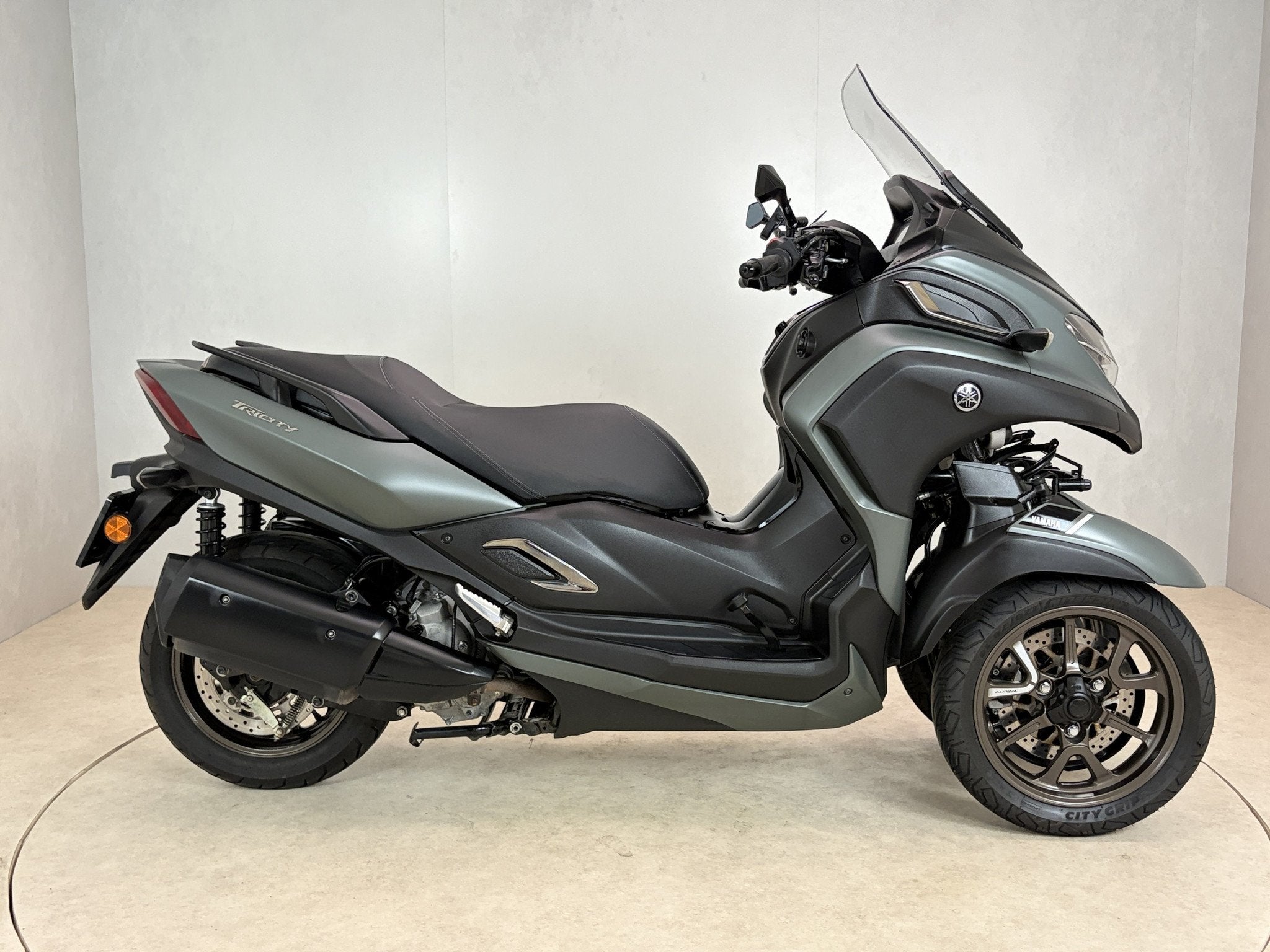 Yamaha TRICITY 300 (bj 2020), Motoren, Scooter, Klantenservice@yamaha-motor.nl, Koolhovenlaan 101
1119 NC  Schiphol-Rijk, NL, ABS