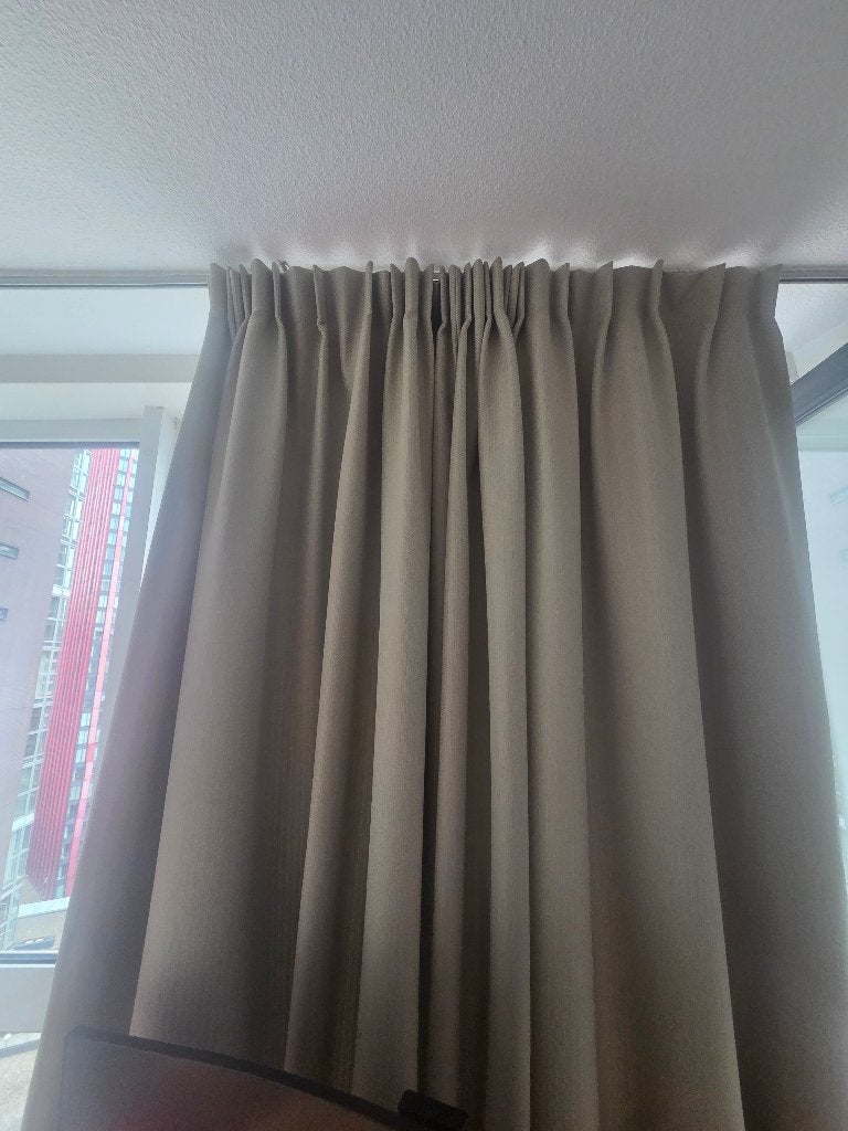 Verduisterende HEMA gordijnen (Gevoerd, Taupe / Zand), 2x, Huis en Inrichting, Stoffering | Gordijnen en Lamellen, Ophalen of Verzenden