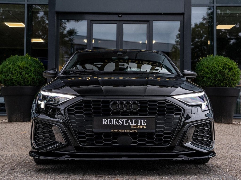 Audi A3 Sportback 40 TFSI e S-Line|SFEERV.|MATRIX|CAMERA|18', Auto's, Audi, Gebruikt, Zwart, 4 cilinders, 1535 kg