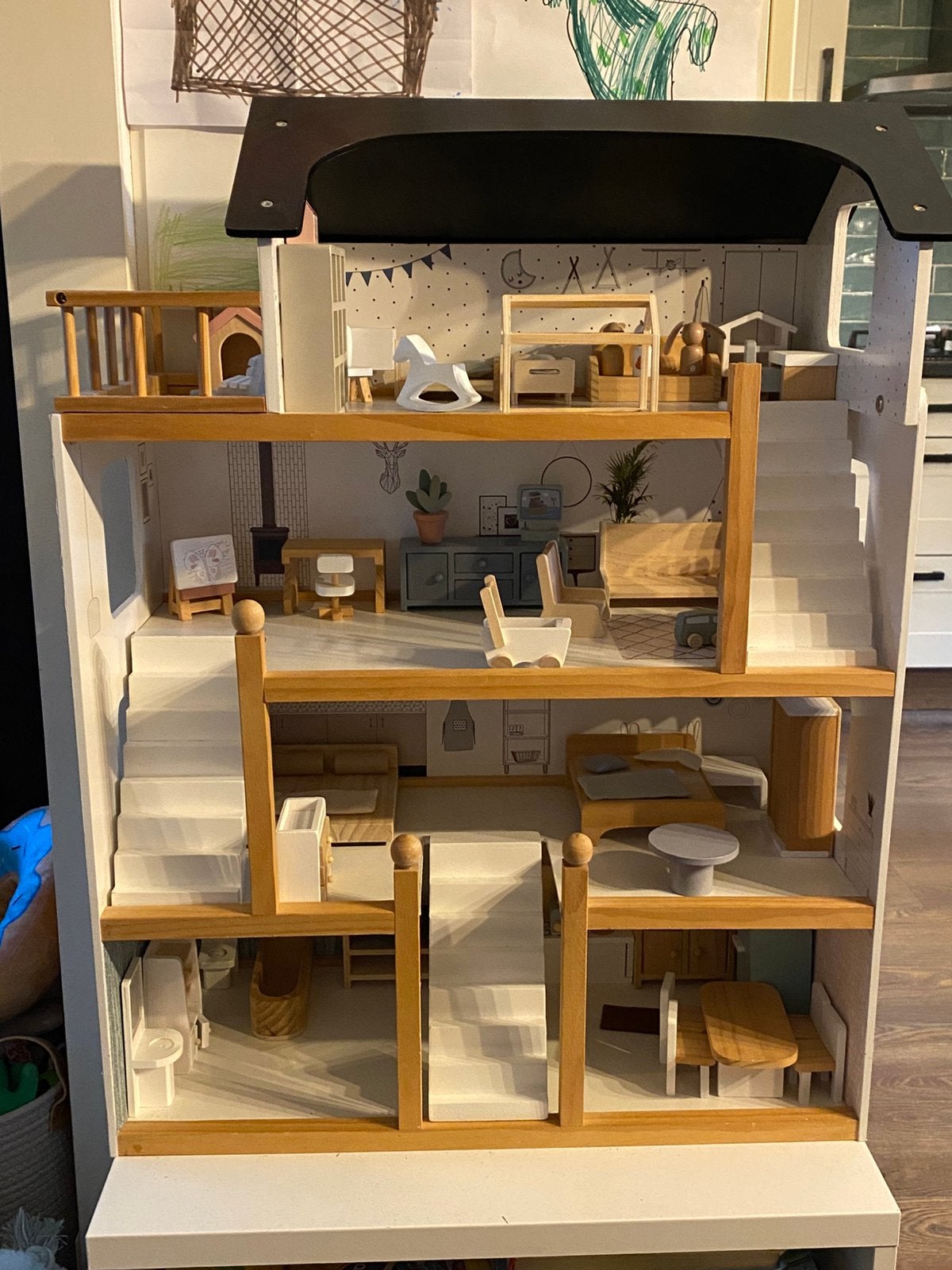 Petite Amelie poppenhuis met meubeltjes, Ophalen, Zo goed als nieuw, Poppenhuis