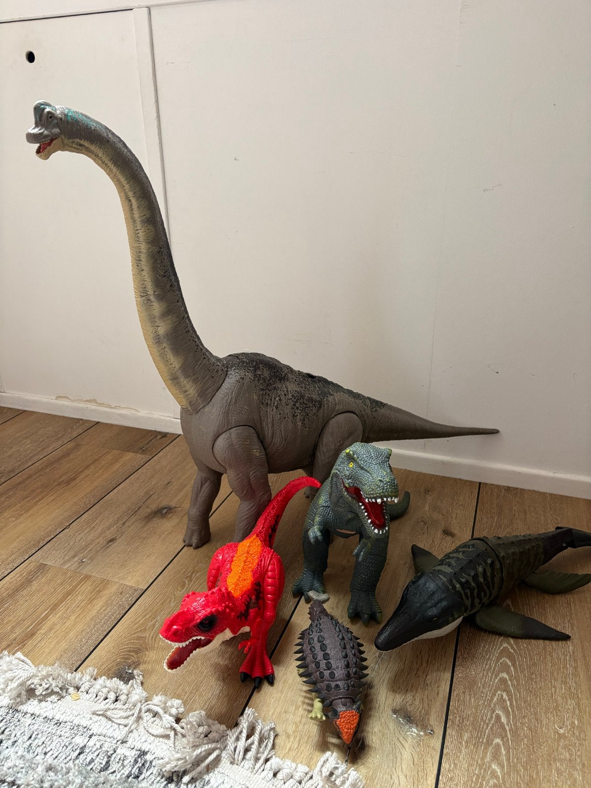 Dinosaurus speelgoed set - Brachiosaurus, T-Rex, Mosasaurus, Ophalen, Gebruikt, Jongen of Meisje