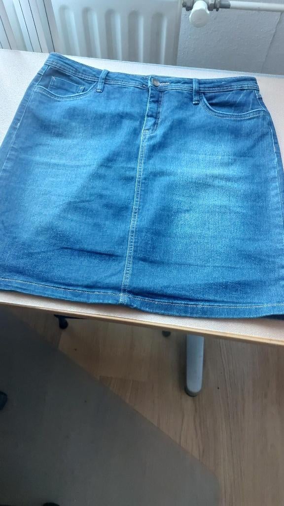 jeans rokje maat 44, Blauw, Maat 42/44 (L), Ophalen of Verzenden, Gedragen