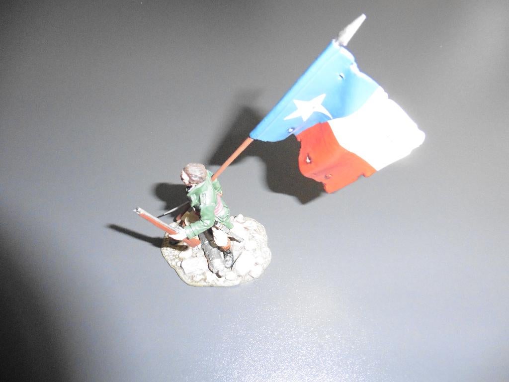 King & Country RTA033B, James Bonham with Texas State Flag., Hobby en Vrije tijd, Modelbouw | Figuren en Diorama's, Nieuw, Figuur of Figuren