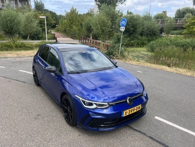 Volkswagen Golf 1.5 tsi 150pk R-LINE Business+PANO+18'' LM, Auto's, Voorwielaandrijving, 1498 cc, Euro 6, 4 cilinders