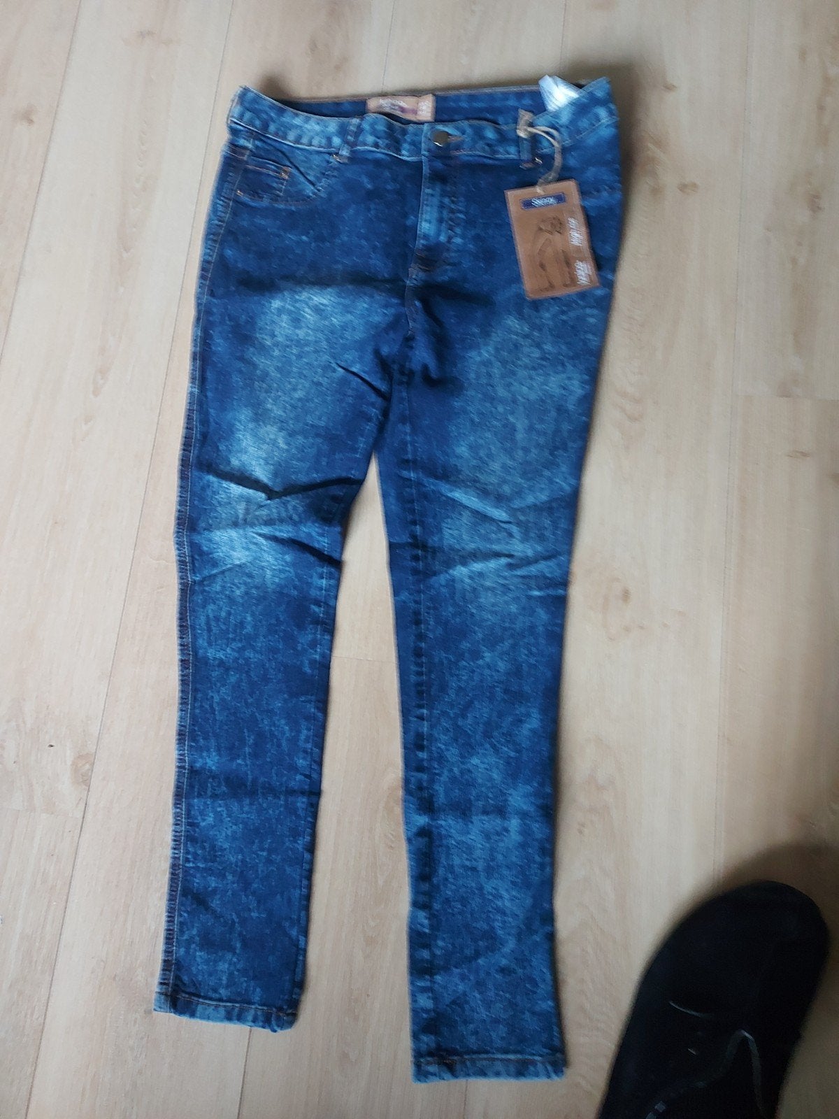 Nieuw dames spijkerbroek merk Janina maat 42, Ophalen of Verzenden, Nieuw, Blauw, W33 - W36 (confectie 42/44)