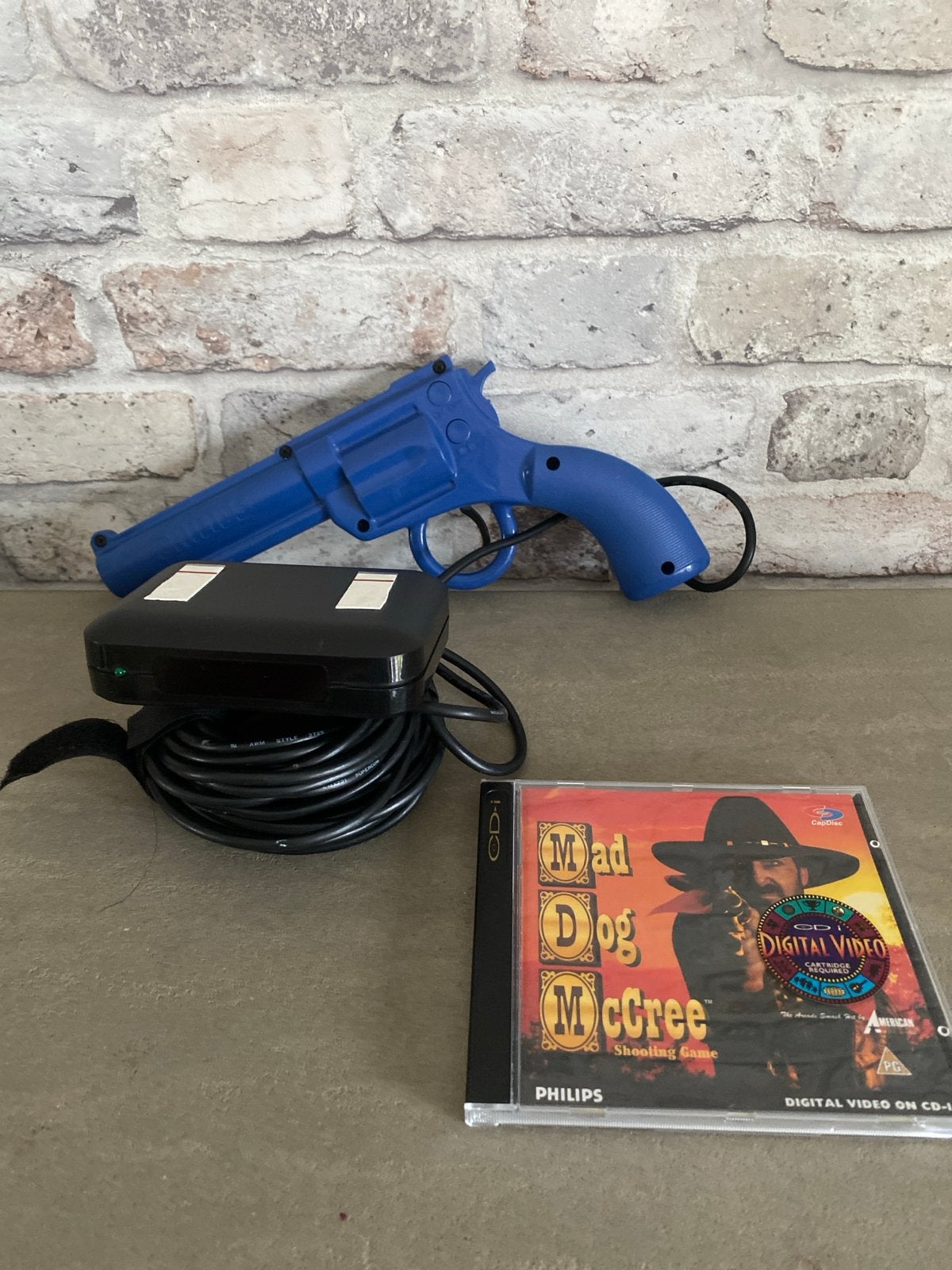 Philips CD-i Light Gun met Mad Dog McCree, Spelcomputers en Games, Ophalen of Verzenden, Gebruikt