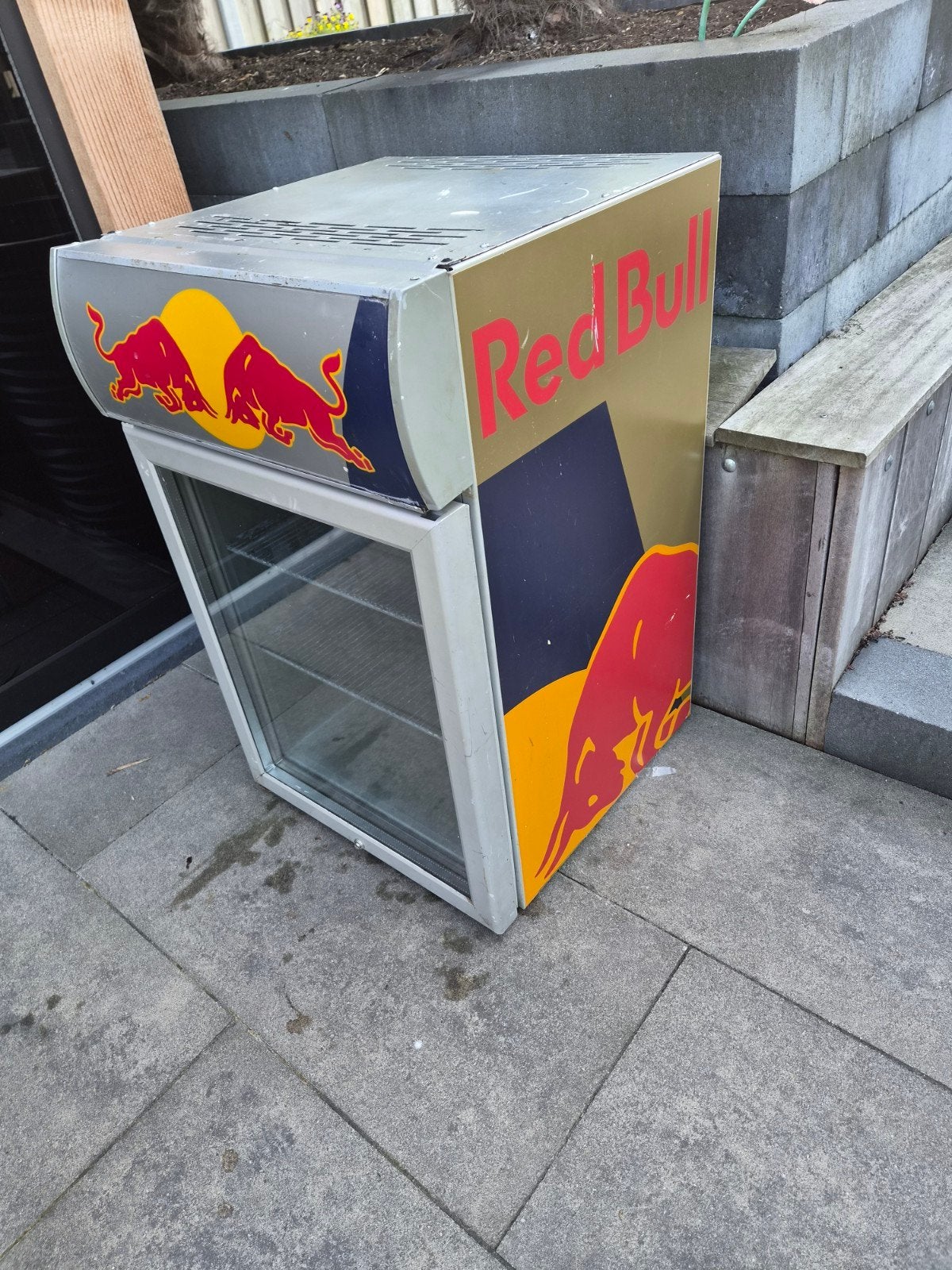 Red Bull Mini Koelkast - Compact en Stijlvol, Witgoed en Apparatuur, Koelkasten en IJskasten, Ophalen of Verzenden, Minder dan 75 liter