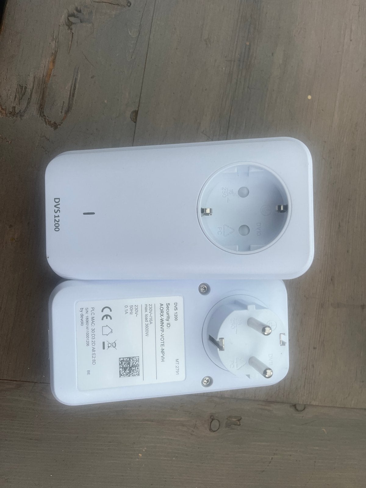 2x devolo DVS 1200 WiFi Powerline Adapter Stopcontact, Ophalen, Gebruikt