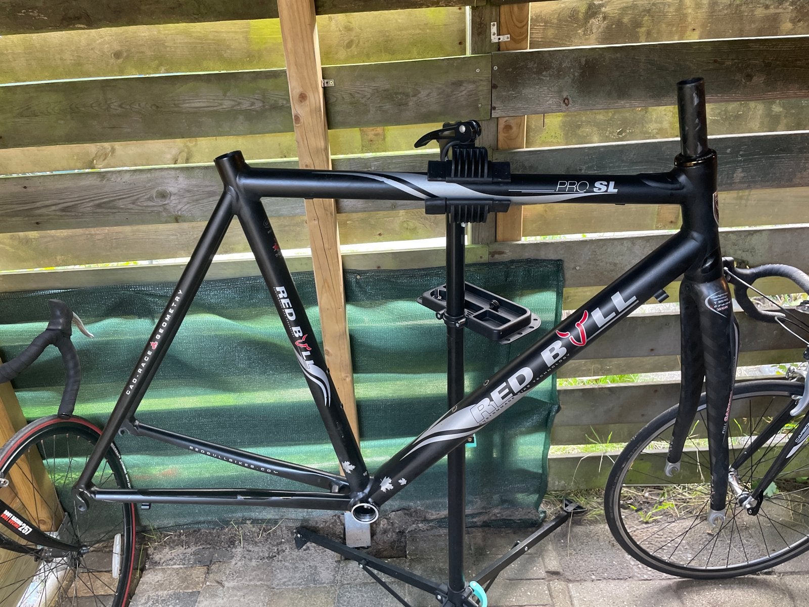 Red Bull Pro SL racefiets frame met carbon voorvork, Fietsen en Brommers, Ophalen, Gebruikt