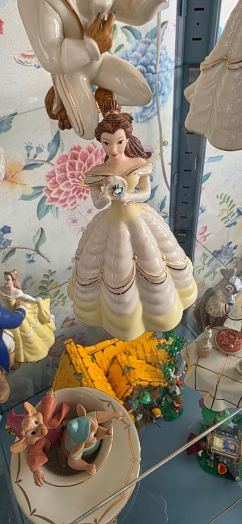 Lenox disney showcase beautiful belle, Verzamelen, Verzenden, Assepoester of Belle, Zo goed als nieuw, Beeldje of Figuurtje