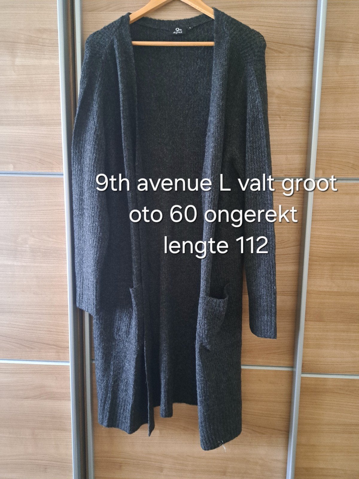 mooi ruim vallend vest grijs maat L, Kleding | Dames, Maat 42/44 (L), Ophalen of Verzenden, Zo goed als nieuw, Grijs