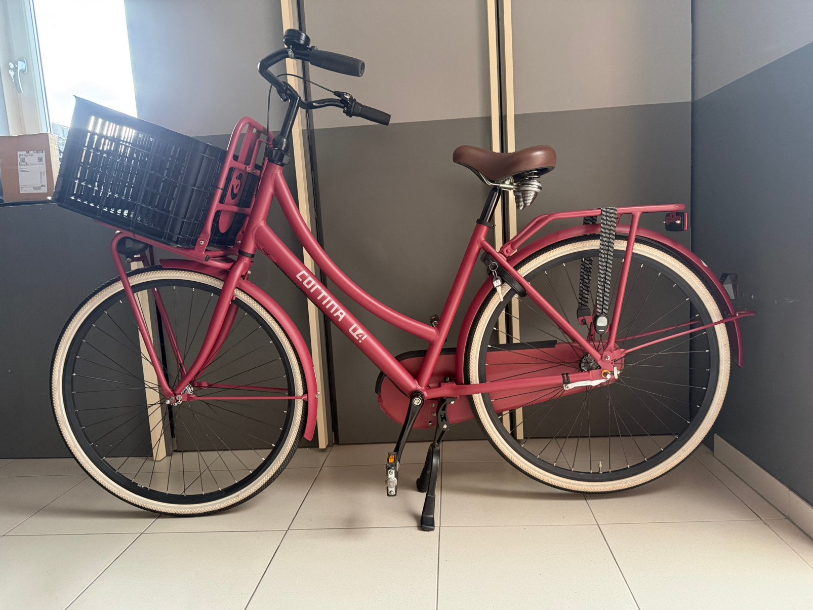 Cortina U4 transporter Mat Framboos Rood, zo goed als nieuw!, Terugtraprem, Versnellingen, Zo goed als nieuw, 50 tot 53 cm