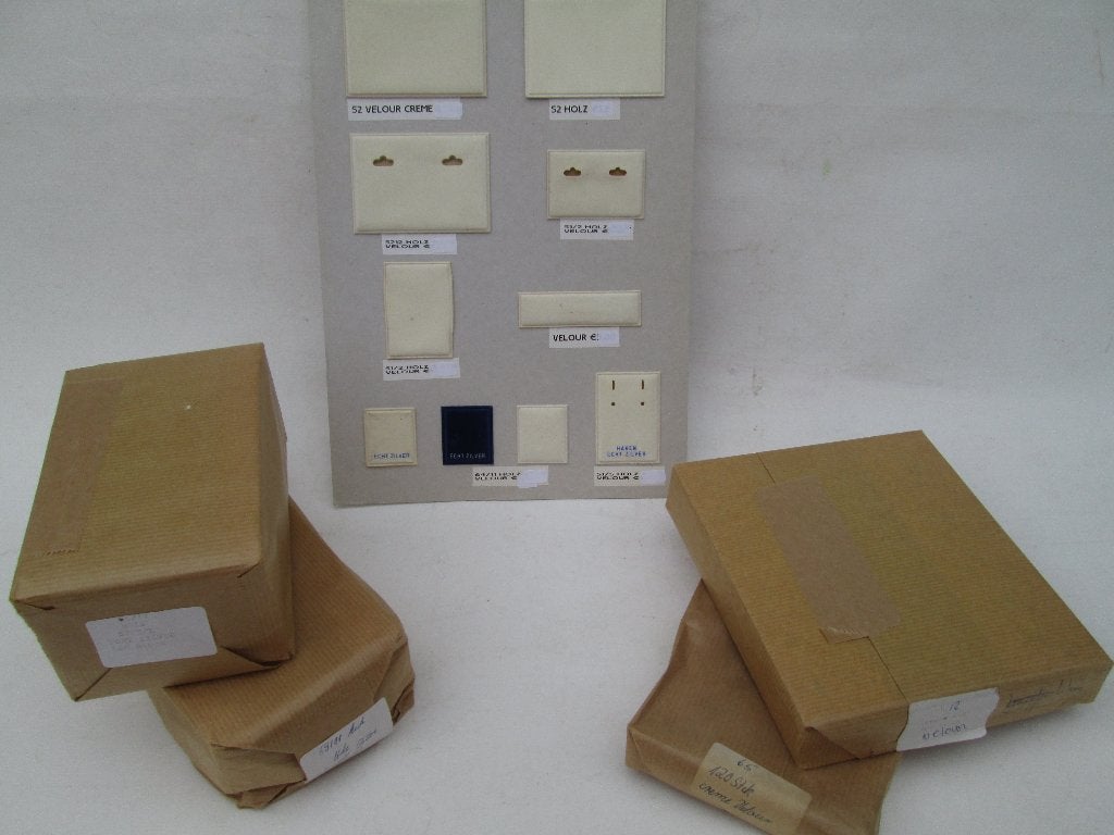 Oorsteker - Oorclip - Broch  opmaak Cartouche, Ophalen of Verzenden, Nieuw, Overige materialen