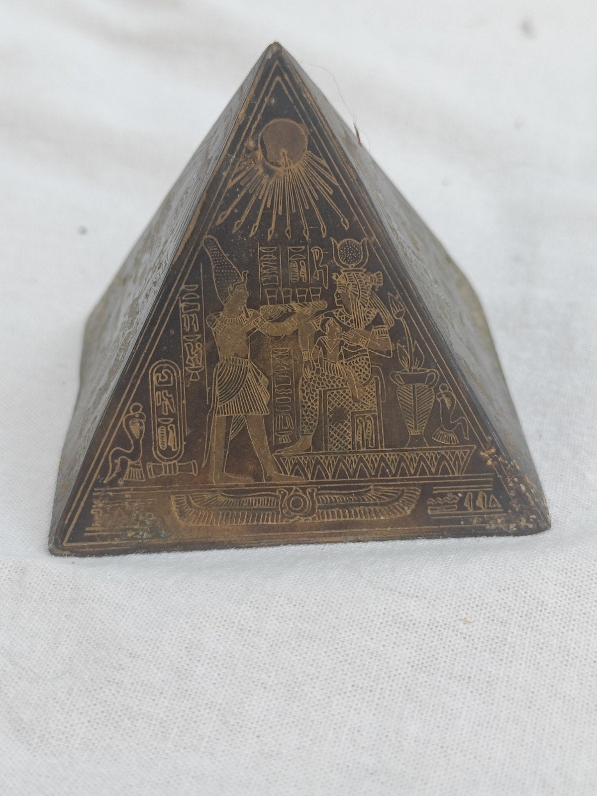 Egyptische piramide met hiërogliefen - Decoratief, Ophalen of Verzenden
