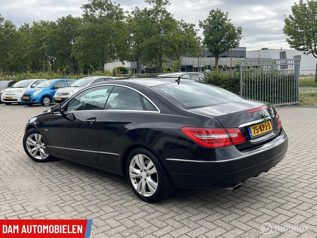 Mercedes E-klasse Coupé 250 CGI Avantgarde AUT 183.223 km,N, Euro 5, Achterwielaandrijving, 4 cilinders, 4 stoelen