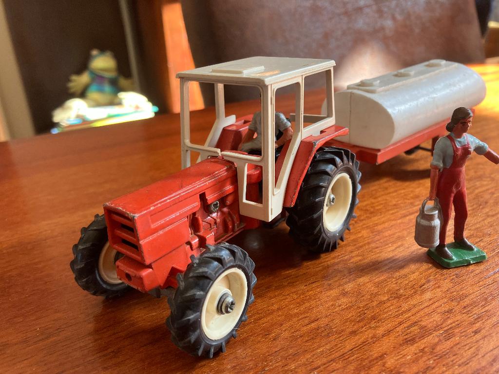 miniatuur tractor (2), Ophalen of Verzenden, Gebruikt, Tractor of Landbouw, Overige merken