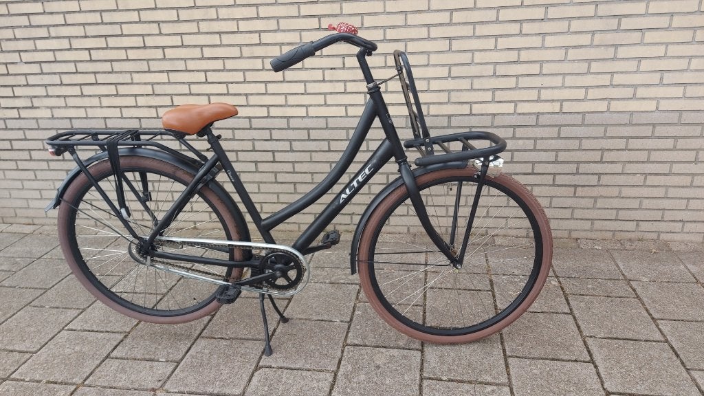 Te koop mooie OMAFIETS, Ophalen, Terugtraprem, Altec, Gebruikt