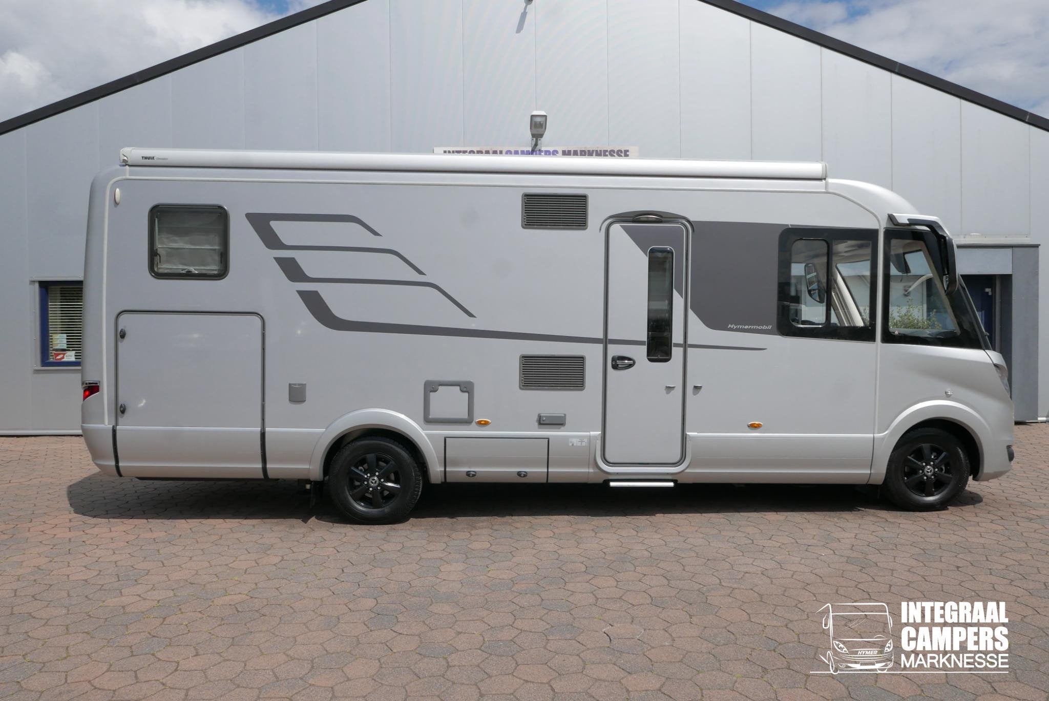 Hymer BML-I 780 MasterLine Enkele bedden | Bovenkastjes | Le, Tot en met 2, 7 tot 8 meter, Bedrijf, Diesel