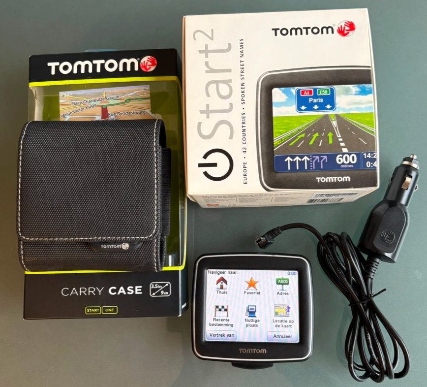 TomTom Navigatiesysteem met etui, Ophalen, Zo goed als nieuw