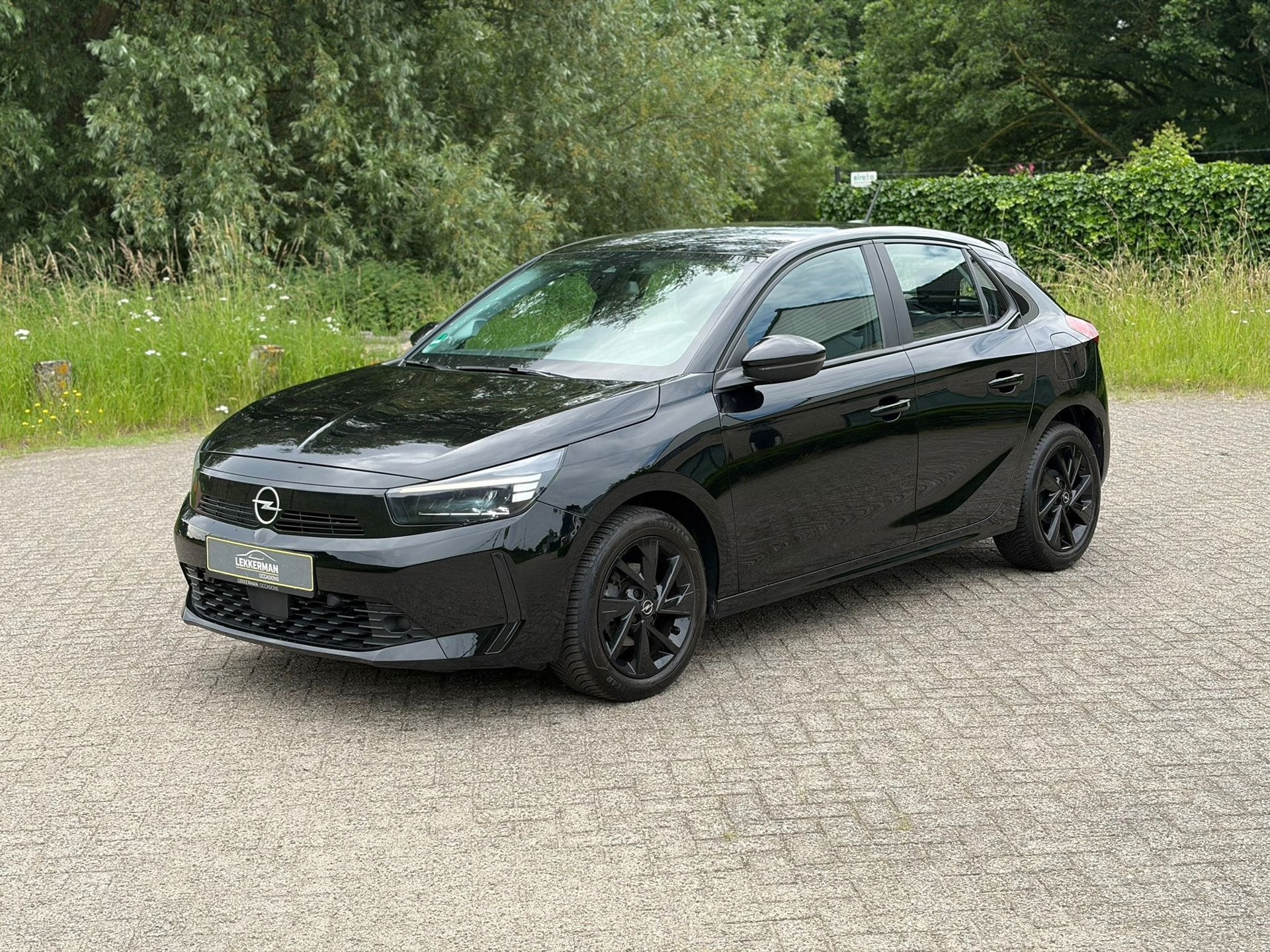 Opel Corsa 1.2 Black edition LED I CARPLAY I CAMERA I INCL B, Auto's, Opel, Voorwielaandrijving, Gebruikt, 1199 cc, Automatische klimaatregeling