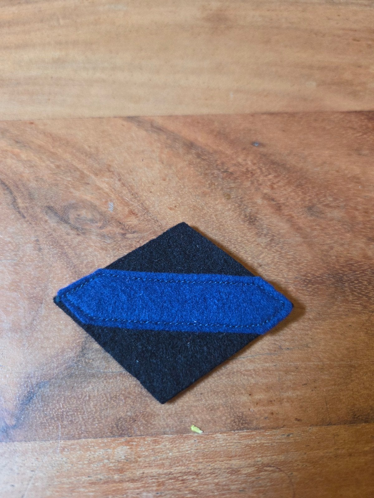 Wo2 canadian 2nd armoured brigade, Ophalen of Verzenden, Landmacht, Overige gebieden, Embleem of Badge