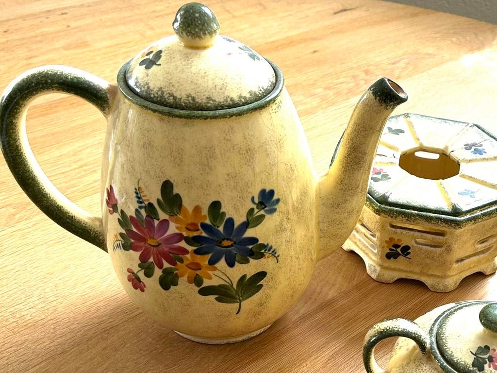Vintage geel aardewerk theeservies, Ophalen