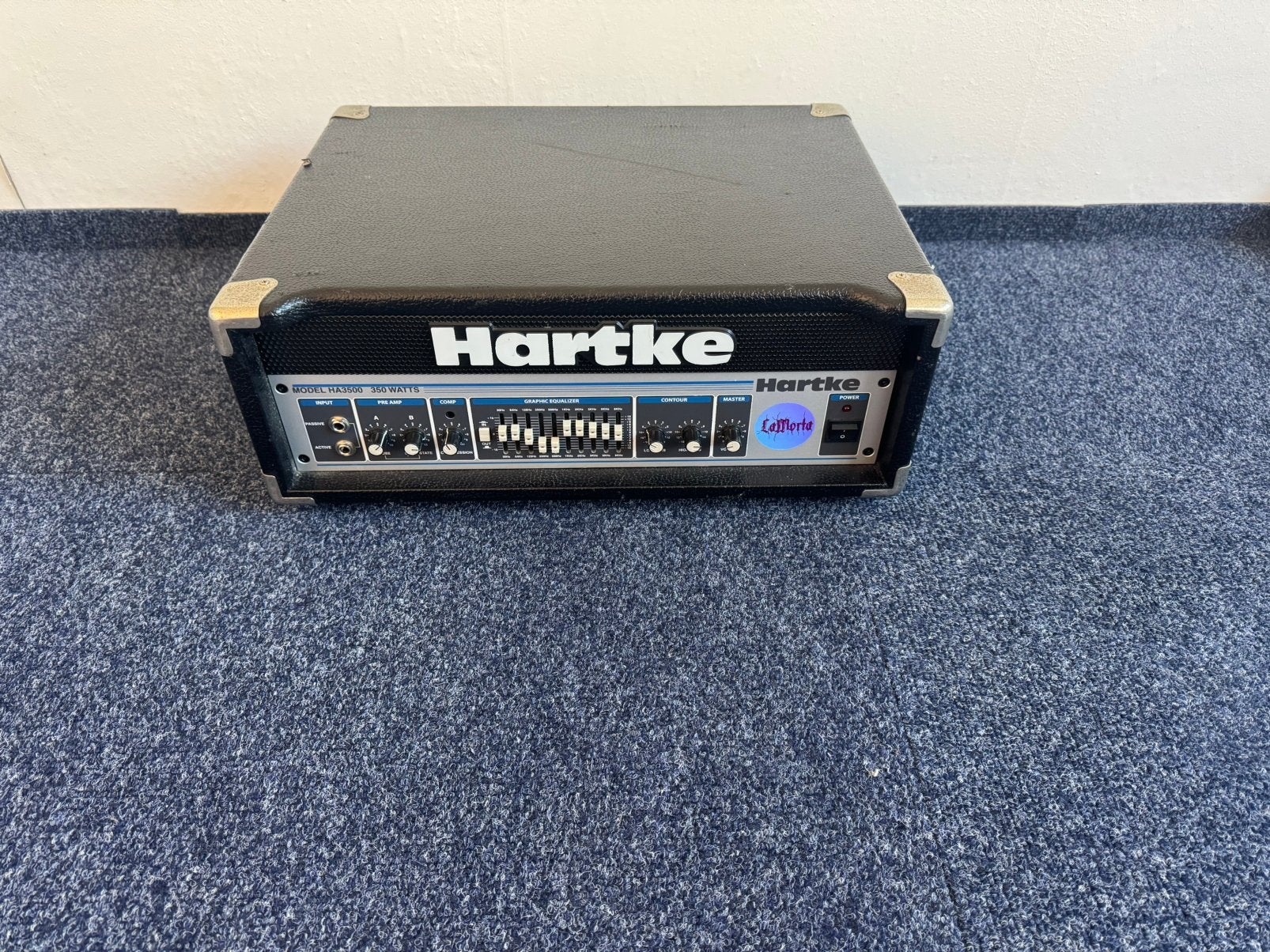 Hartke HA3500 bass versterker, Ophalen, Zo goed als nieuw, Basgitaar, 100 watt of meer