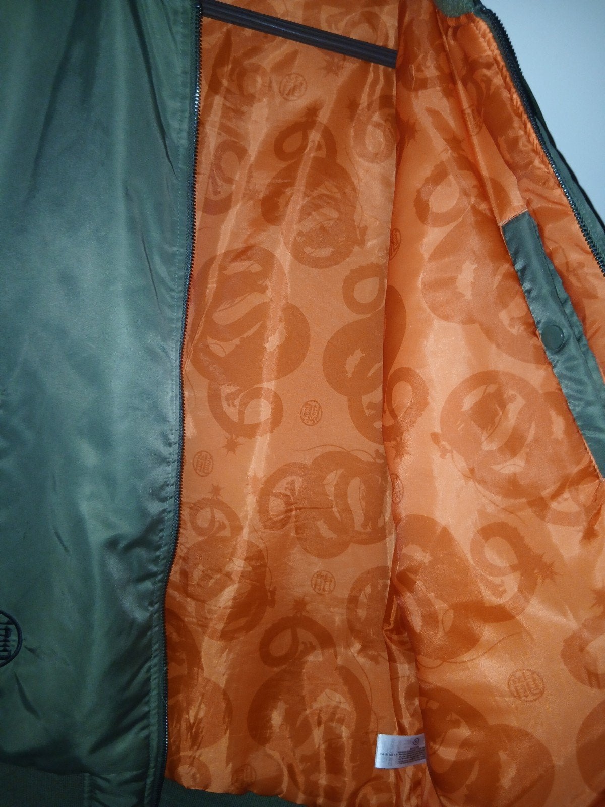 Foto 6 van Dragon Ball Z Bomberjack - Limited Edition - Maat XL