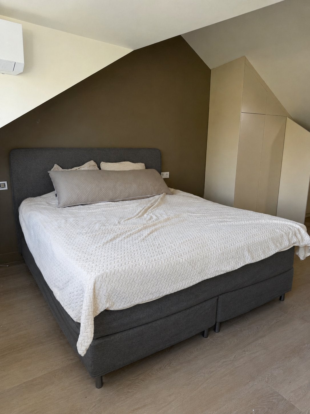 180x200 Dunvik ikea boxspring | 1 jaar oud, Ophalen, Zo goed als nieuw, Tweepersoons, 180 cm