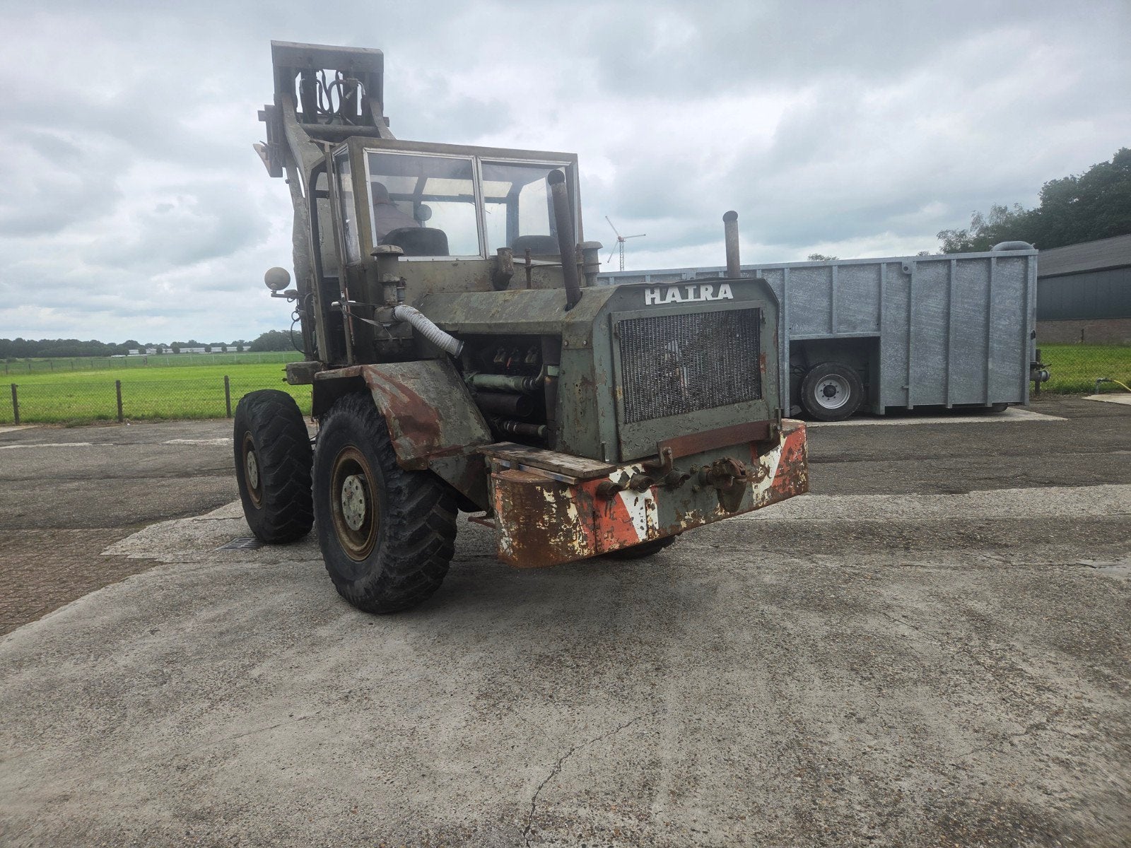 Hatra loader met draaikrans, Ophalen of Verzenden
