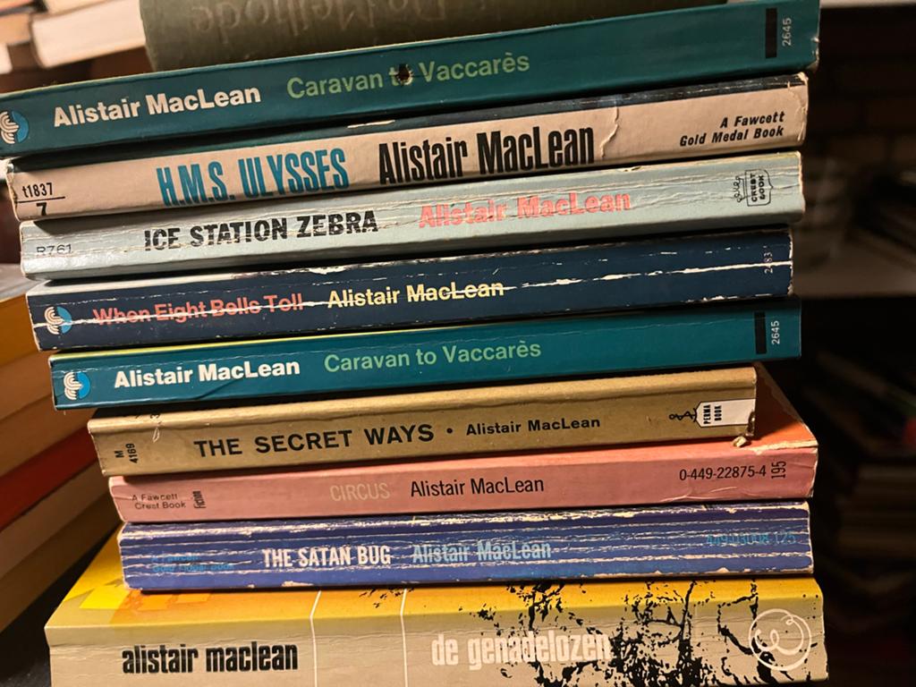 Collectie Alistair MacLean Boeken - Diverse Titels, Ophalen of Verzenden, Gelezen, Wereld overig