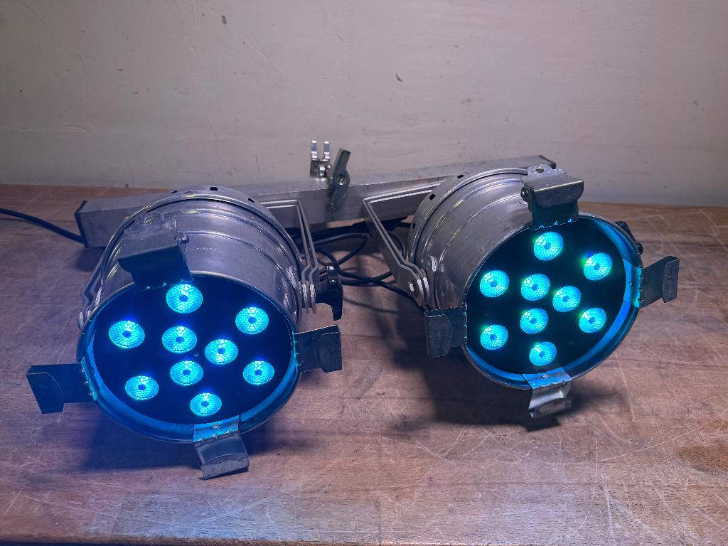 Lightmaxx TRI Par 56 DMX RGB LED spots op twin-bar (4x), Muziek en Instrumenten, Licht en Laser, Ophalen of Verzenden, Gebruikt