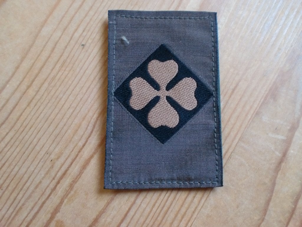 mouwembleem van de 4e divisie van de KL, Ophalen of Verzenden, Landmacht, Nederland, Embleem of Badge