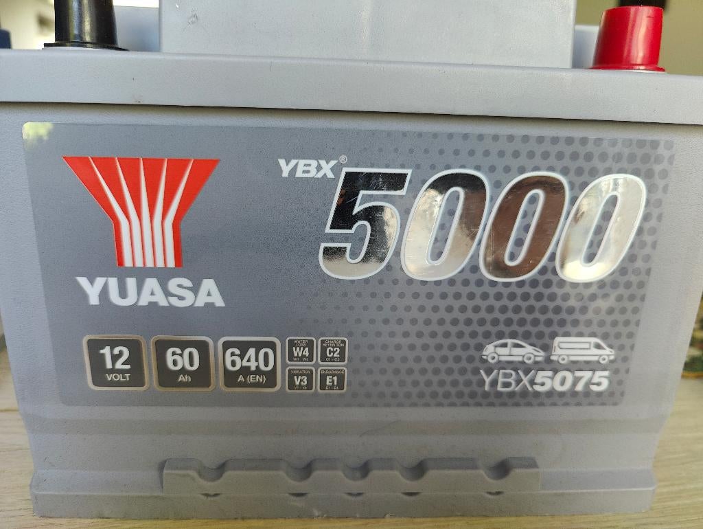 Yuasa Accu YBX5075  12V 60Ah 640A, Ophalen, Nieuw, Universele onderdelen