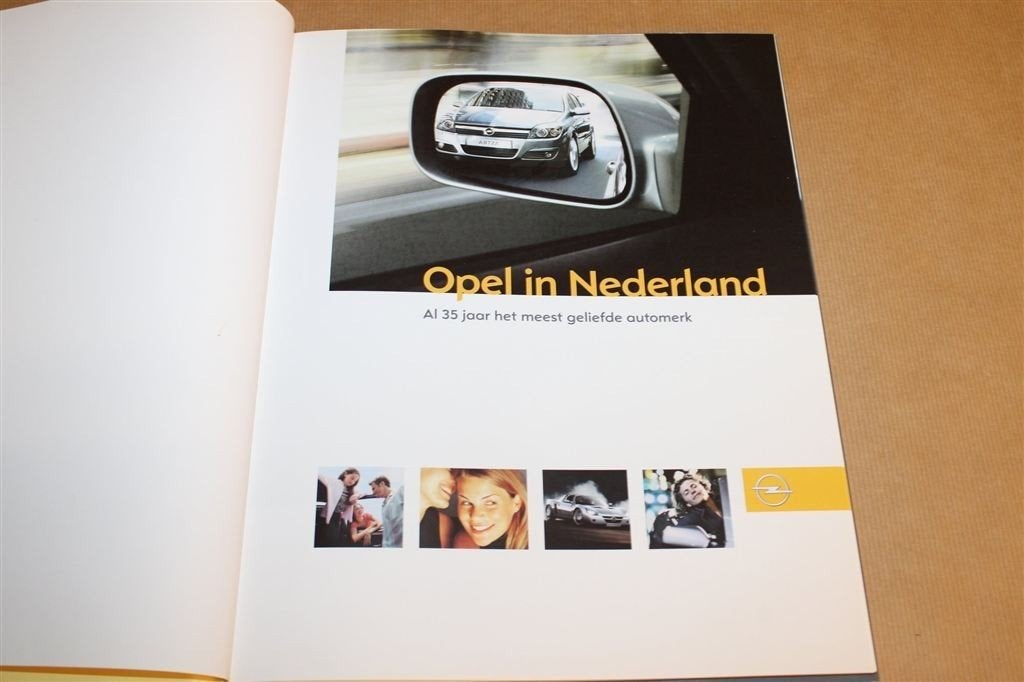 Opel in Nederland — 35 Jaar Geschiedenis — Fotoboek, Boeken, Auto's | Boeken, Ophalen of Verzenden, Gelezen, Opel
