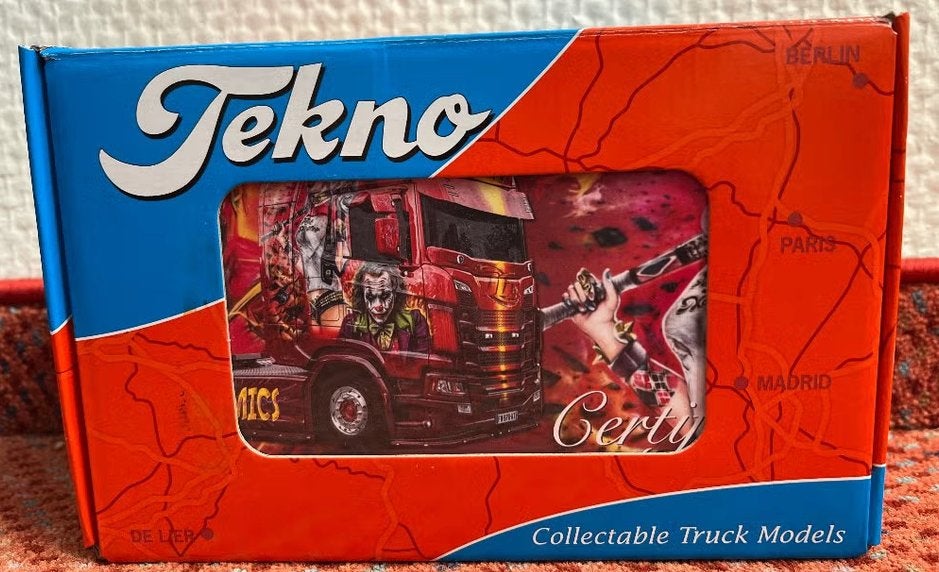 Tekno Scania Beau DC Comics 89062, Hobby en Vrije tijd, Modelauto's | 1:50, Ophalen of Verzenden, Nieuw, Bus of Vrachtwagen, Tekno