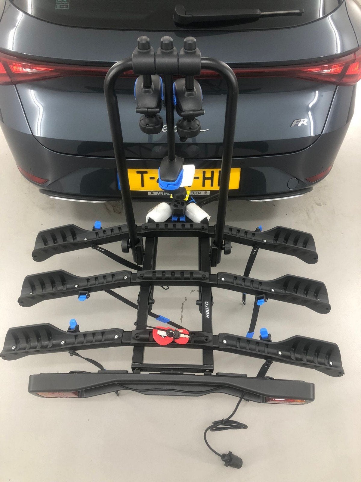 Hapro Atlas Active fietsendrager voor 3 Fietsen, Ophalen, 3 fietsen of meer, Elektrische fiets, Nieuw