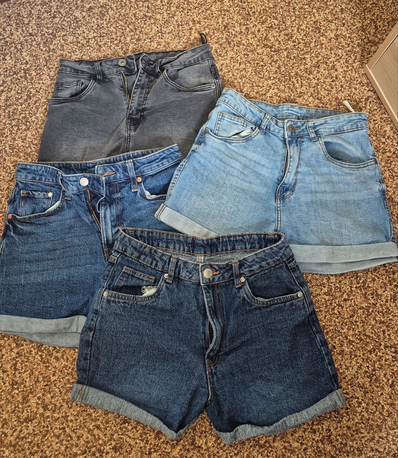 4 spijkerbroek shorts maat 36, Kleding | Dames, H&M, Zwart, Ophalen of Verzenden, Zo goed als nieuw