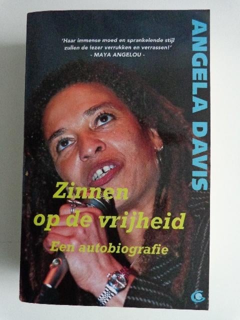 G1351-9-3: Black panther : Zinnen op vrijheid - Angela Davis, Boeken, Ophalen of Verzenden, Gelezen
