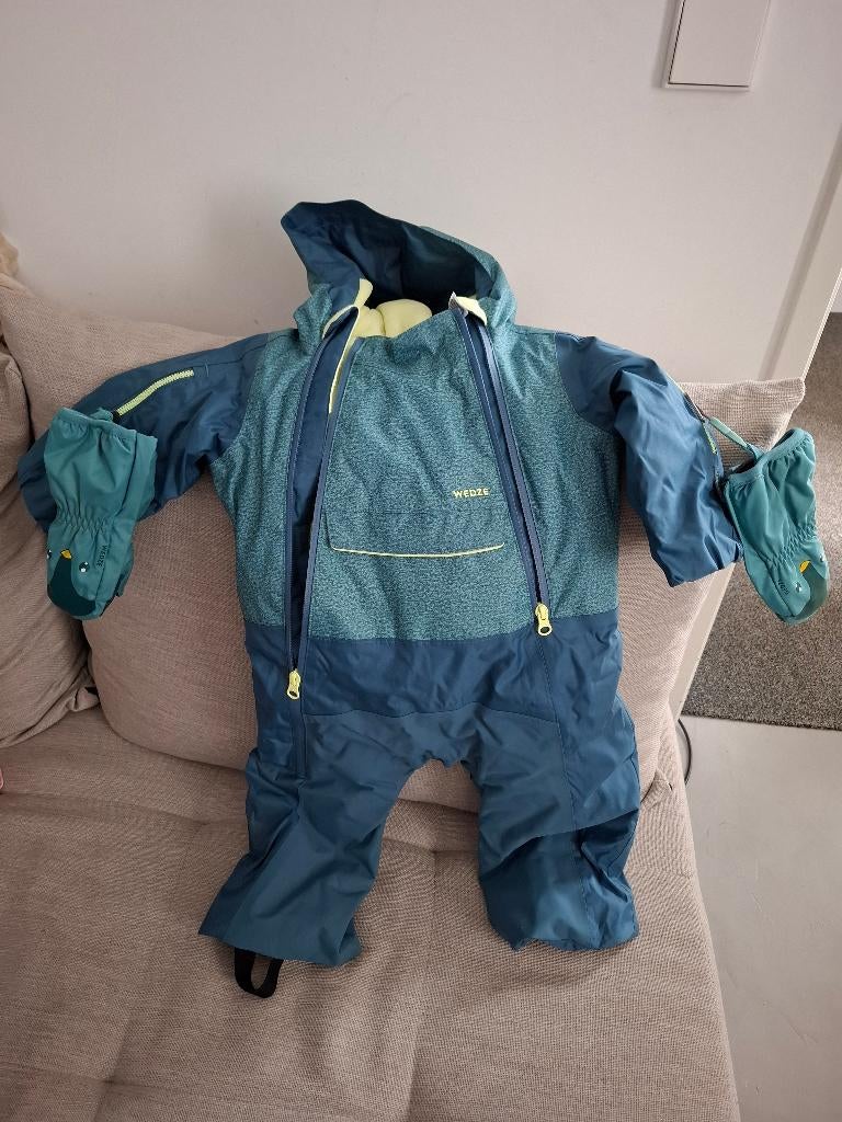 Skipak peuter maat 86-92 met snowboots maat 18/19, Zo goed als nieuw, Kleding, Skiën, Minder dan 100 cm