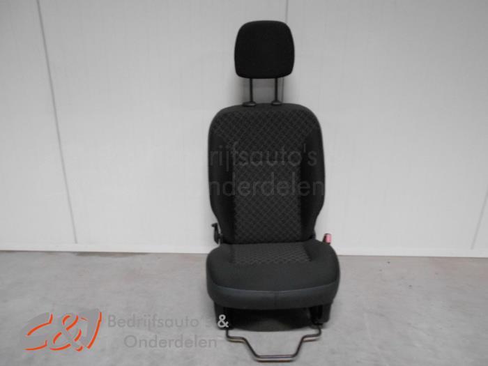 Stoel rechts van een Renault Kangoo