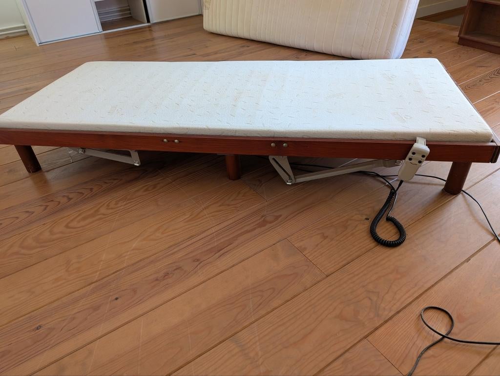 Eastborn Verstelbaar 1-persoonsbed 80x190, Ophalen, Eenpersoons, Bruin, 190 cm of minder