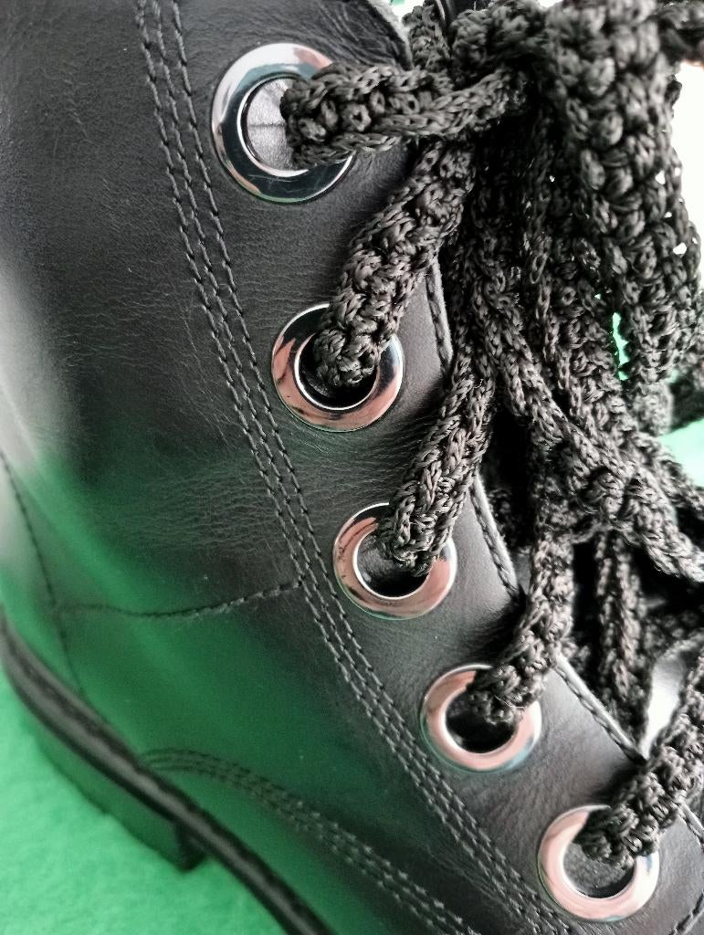 !! 🖤 ZARA Leren Boots 🖤 !!, Kleding | Dames, Schoenen, Zo goed als nieuw, Lage of Enkellaarzen, Zwart, Ophalen of Verzenden